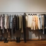 Descubre la cantidad ideal de ropa que necesitas en tu armario